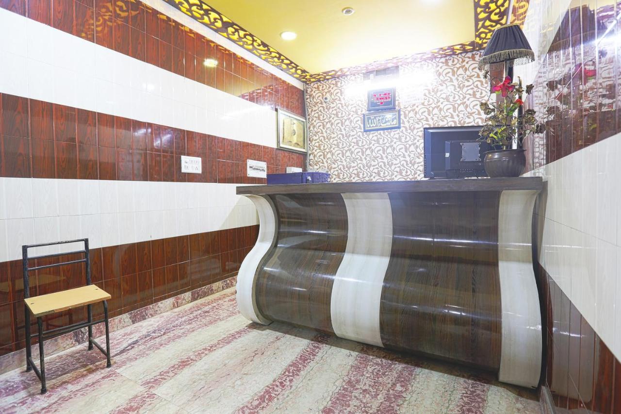 Spot On 43436 Hotel Mannat Spot Морадабад Екстериор снимка